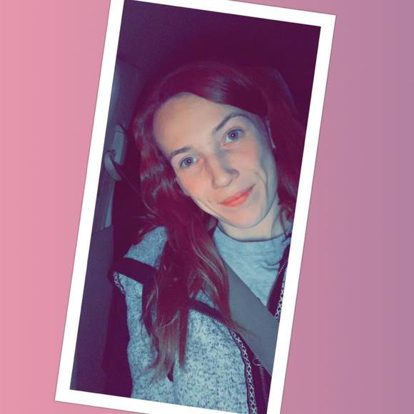 Meet your Posher, Mckayla - Picture 1 of 1